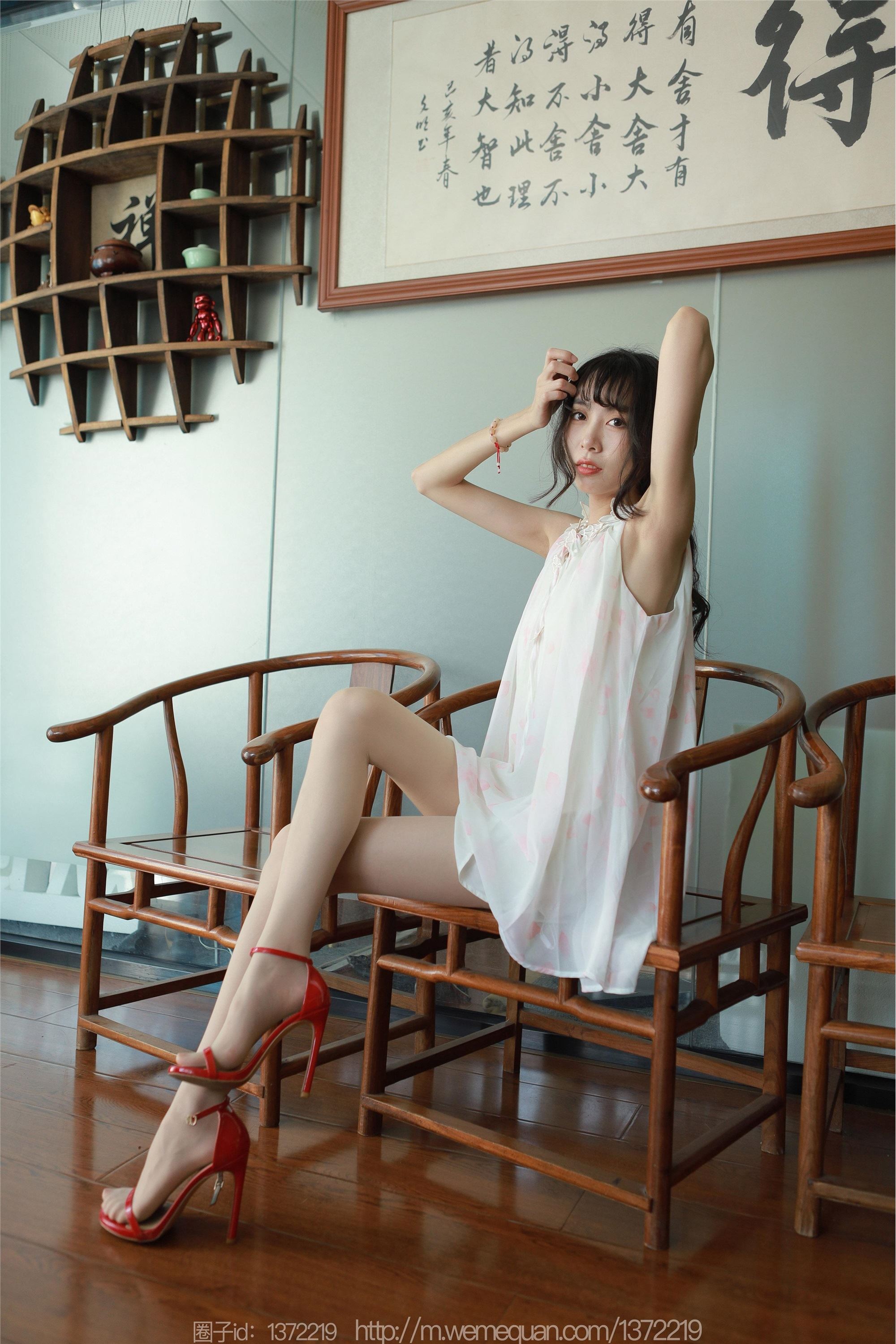 IESS异思趣向  2023.05.04 丝享家 1441 团团《红鞋肉丝》